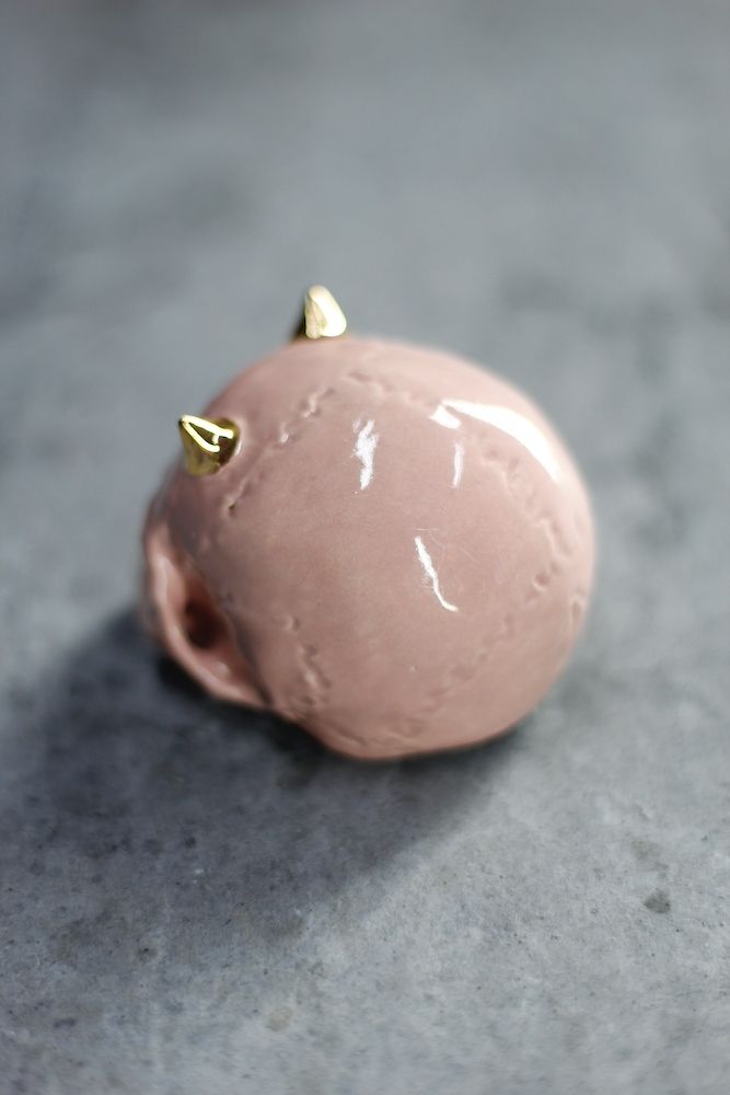 鬼髑髏ぐい呑 桜色×金   (桐箱付)
