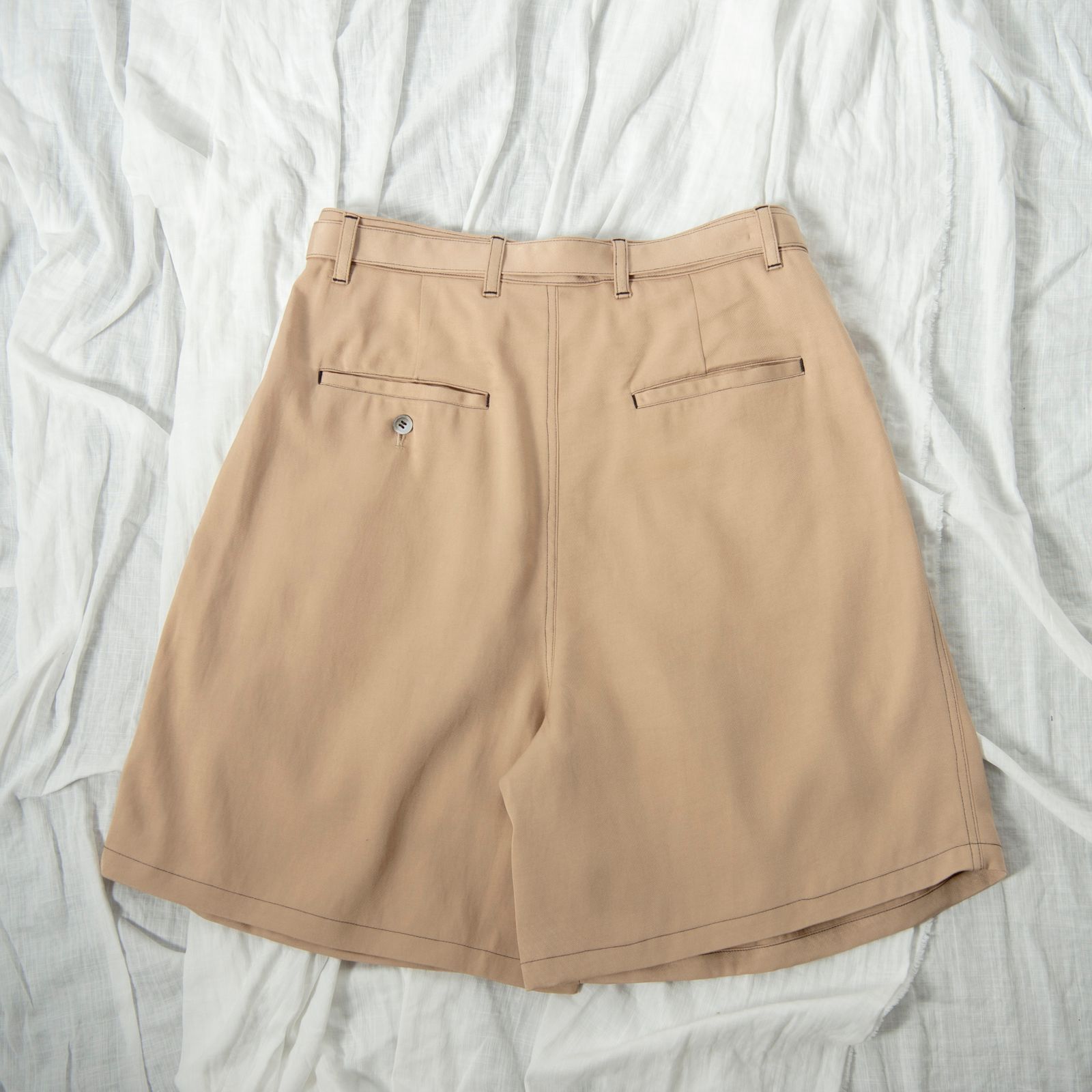 「予約商品」FLARE SHORTS (BEIGE)