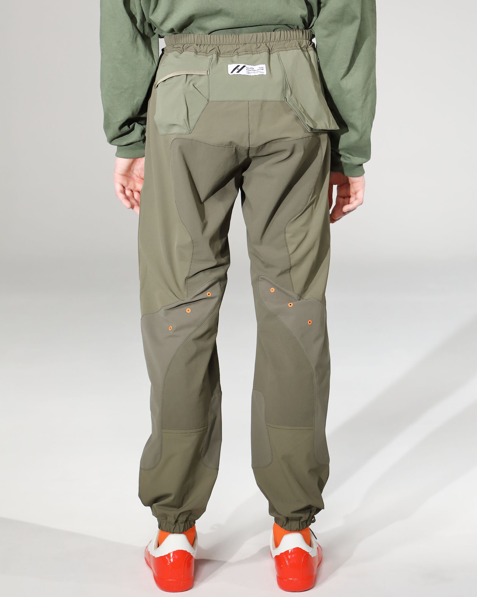 「予約商品」ONE-PLEATS NYLON PANTS # c/KHAKI