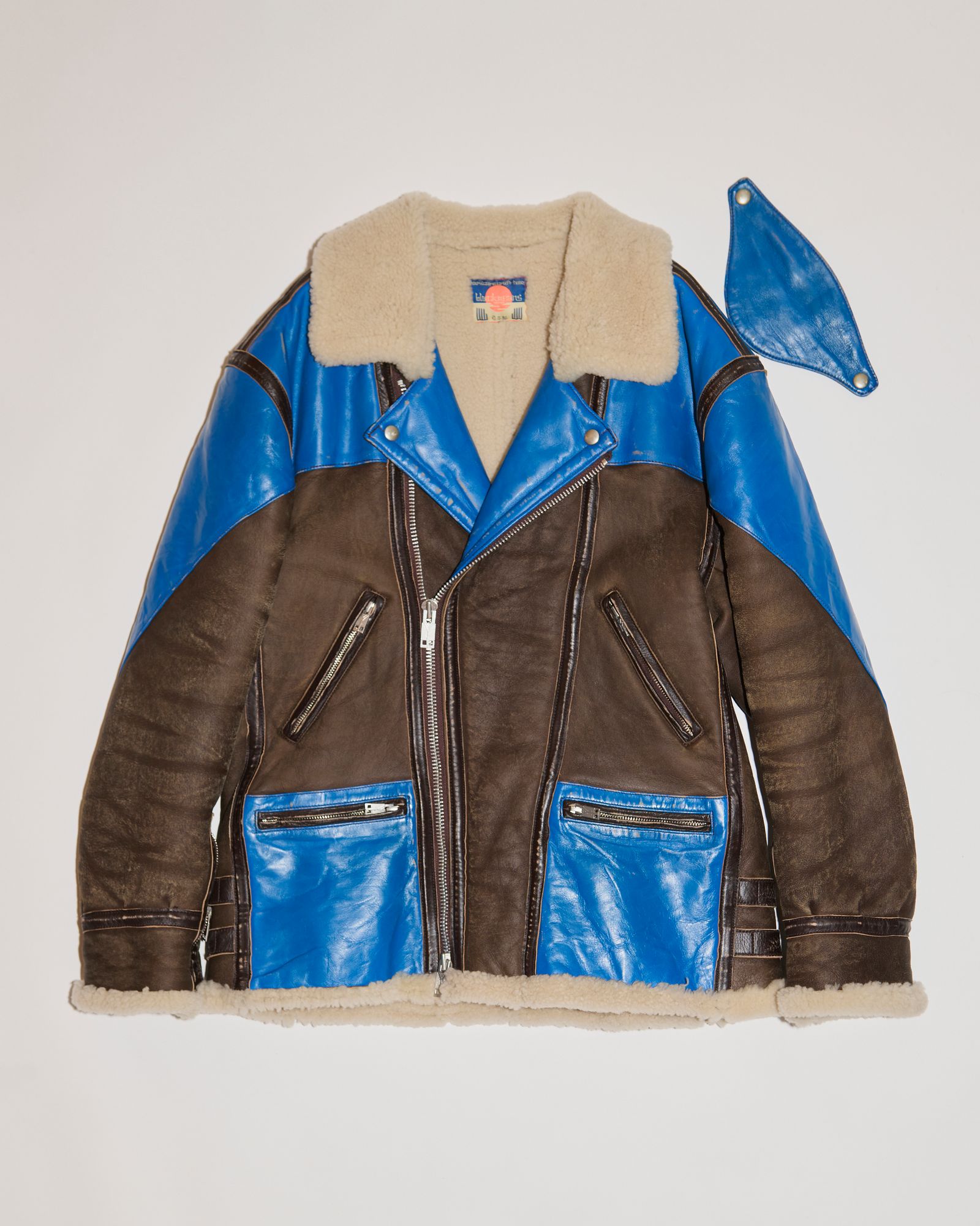 945-81TJ454-1 (BRW/BLUE, BRW/BLK)