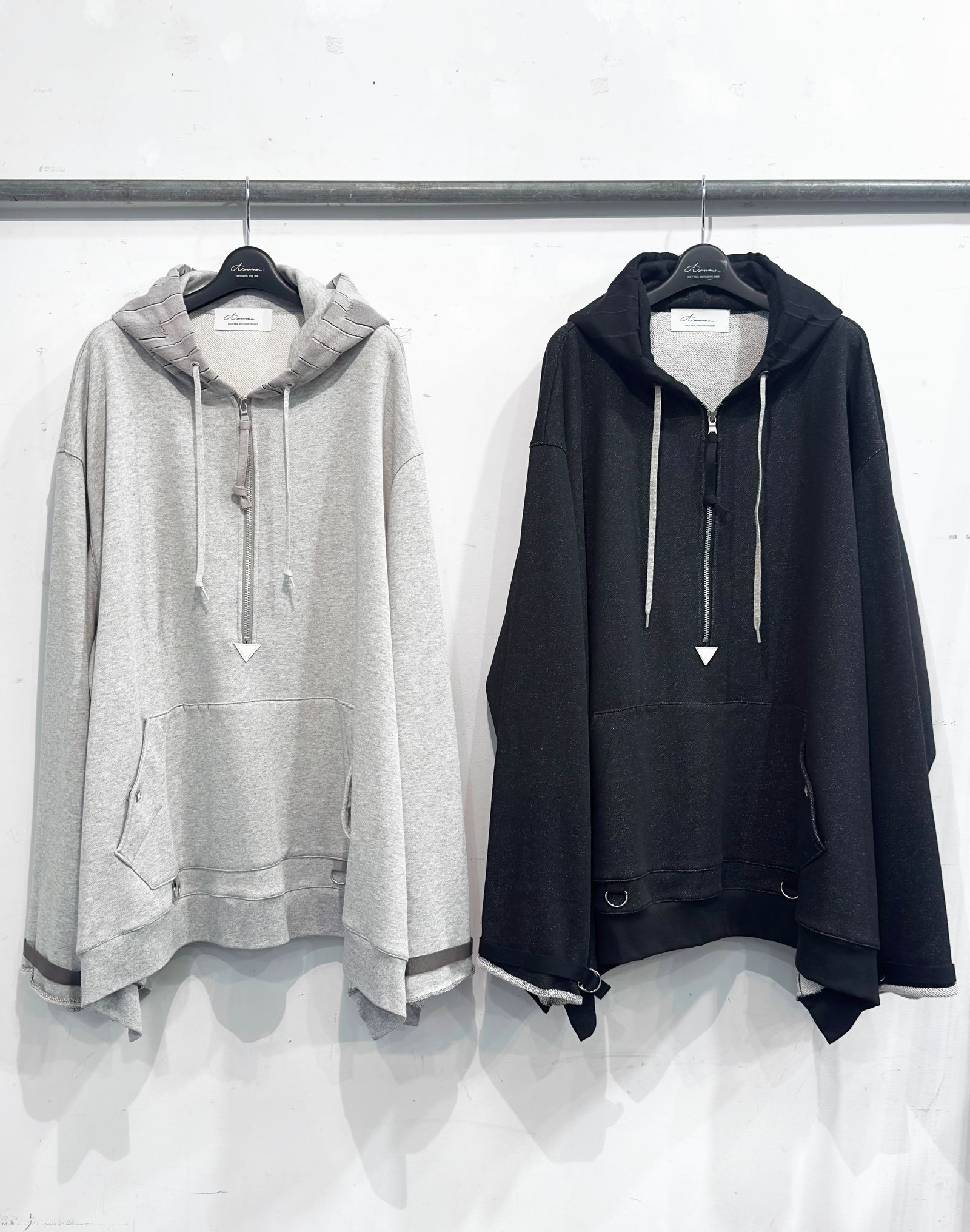 SHROUD HALF ZIP HOODIE / ハーフジップパーカー (BLACK,LIGHT GREY)