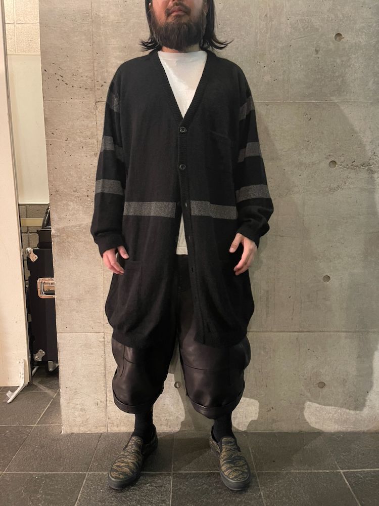 945-81TKN49-1 (BLACK)