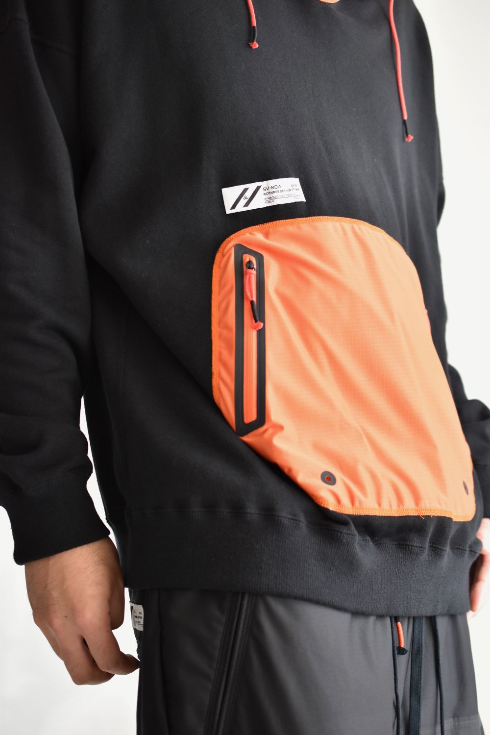 DRAW CODE HOODED PULL JERSEY c/#3 BLK X ORN