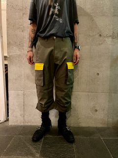 945-82GP267-1 (Black, Khaki/Yellow)