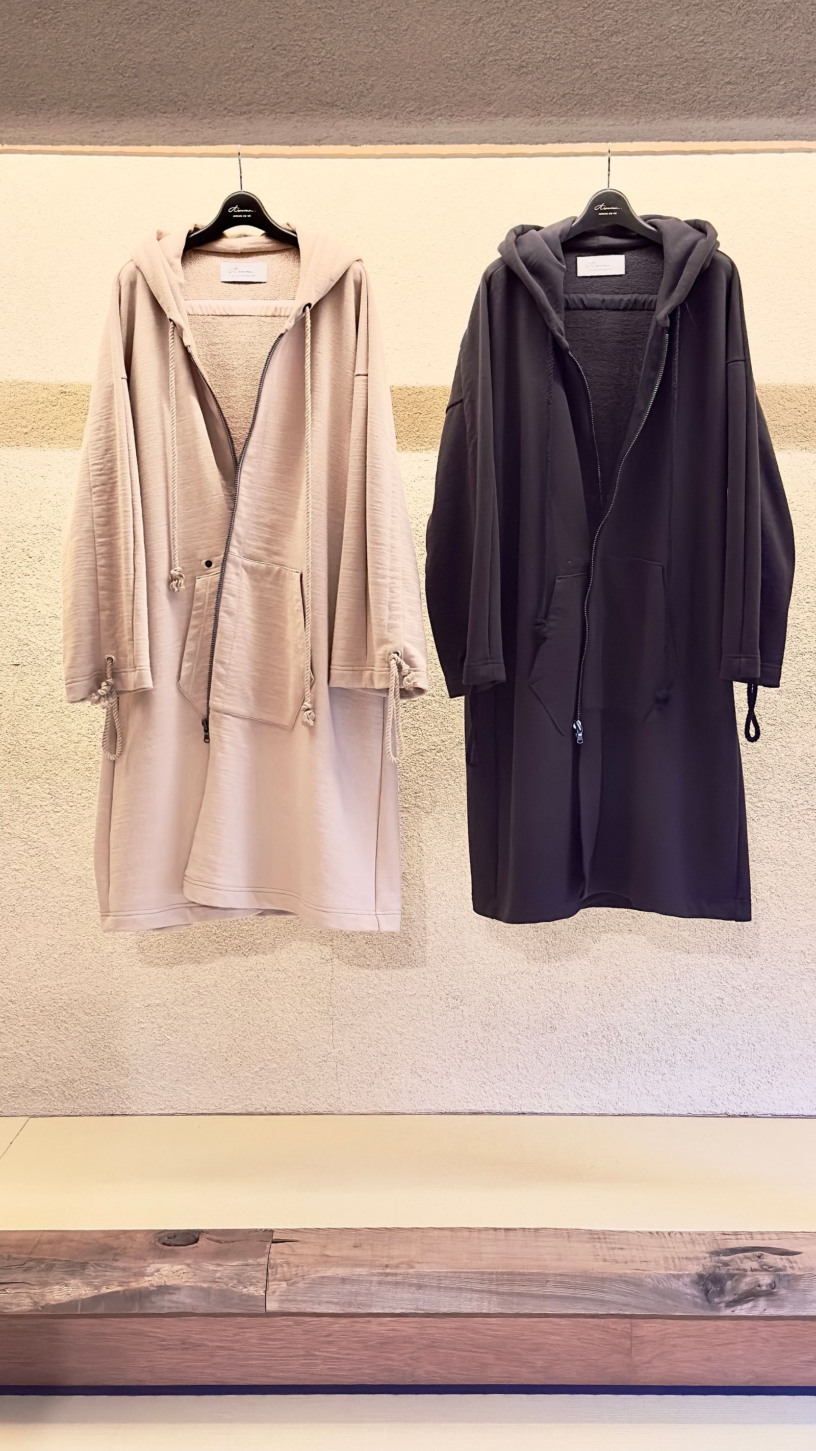 HANTEN LONG PARKA / ロングパーカー (BLACK,BEIGE)