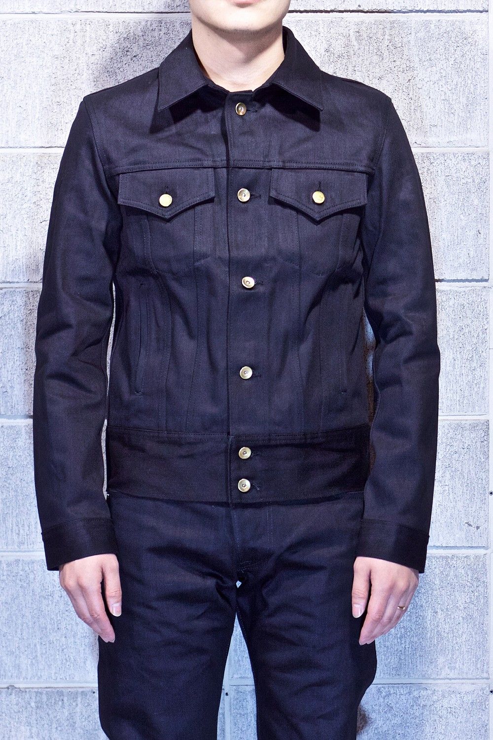 TRACKER JKT "BLACK"