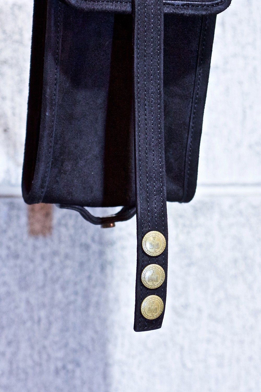 945-71GAC174-1 BLACK