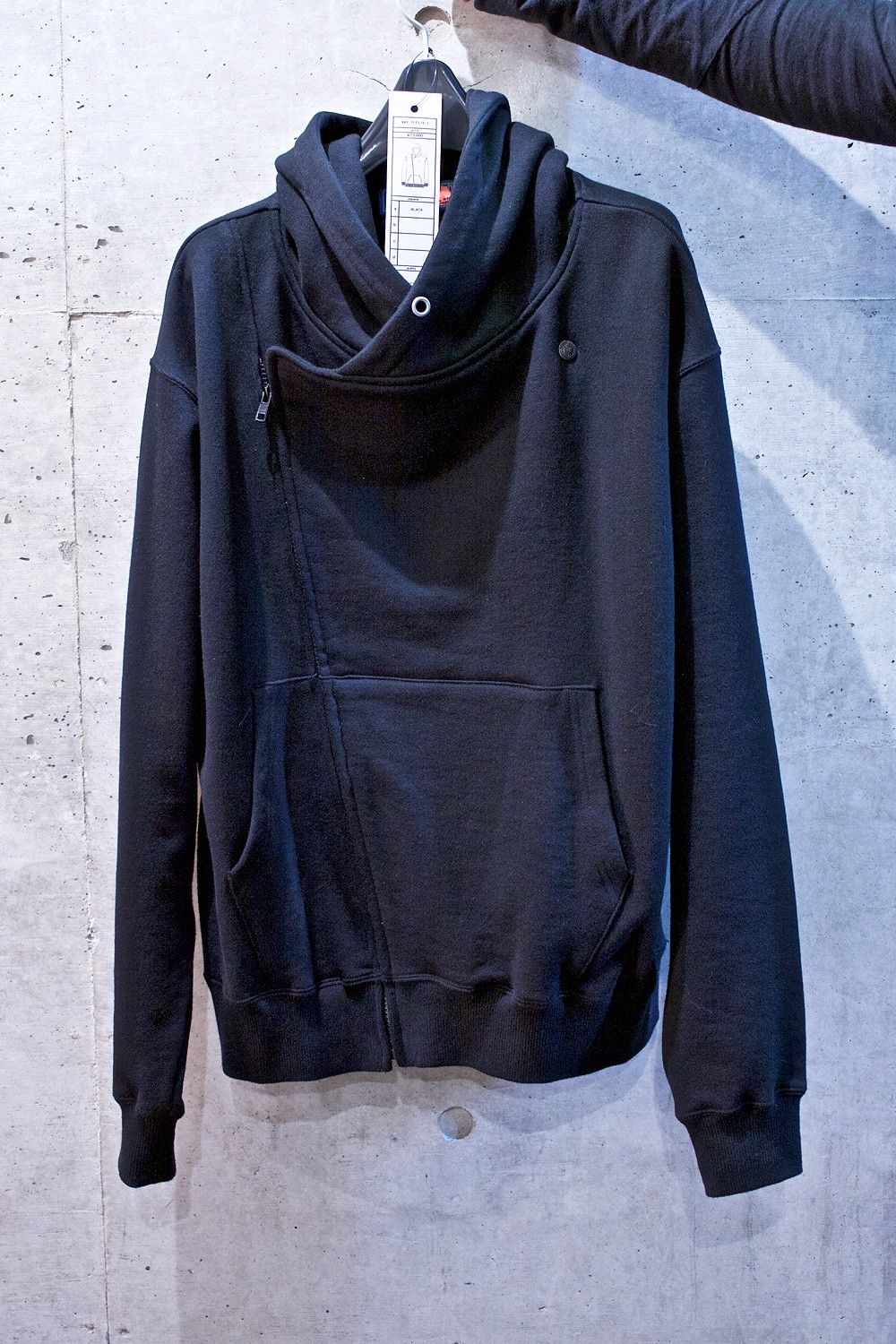 945-71TS75-1(BLACK)