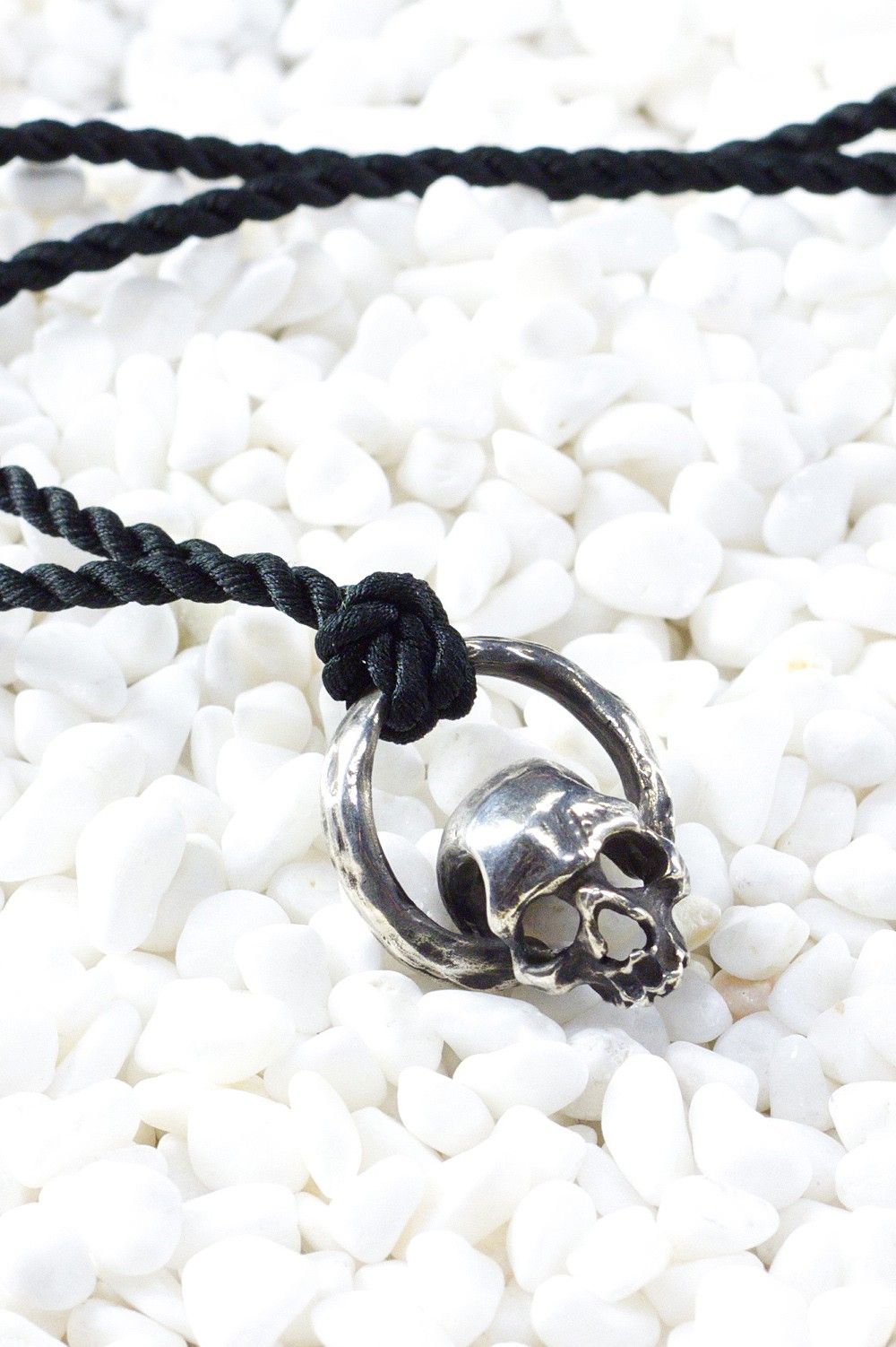 Single blank pendant