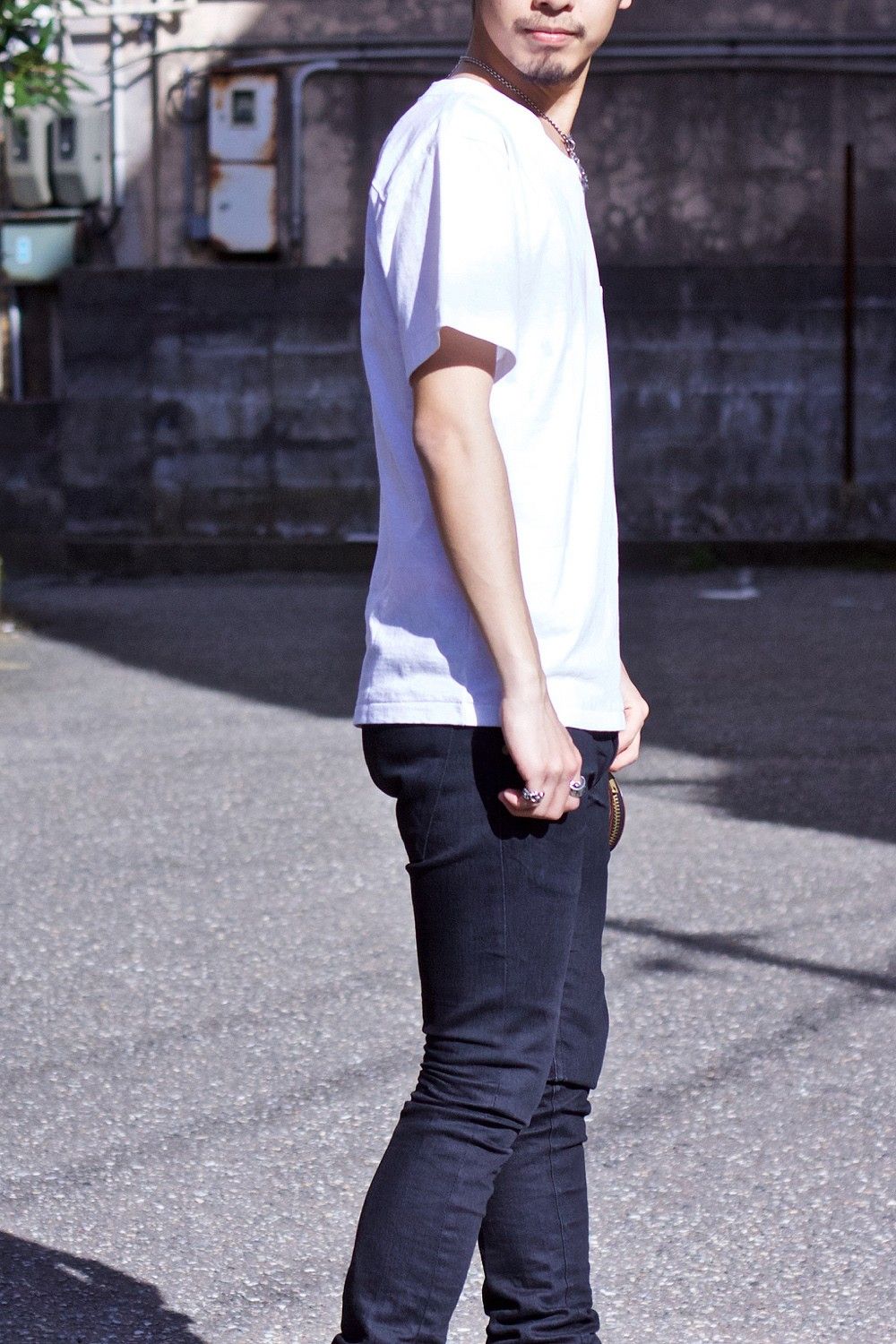 Layered neck Tee WHT×WHT