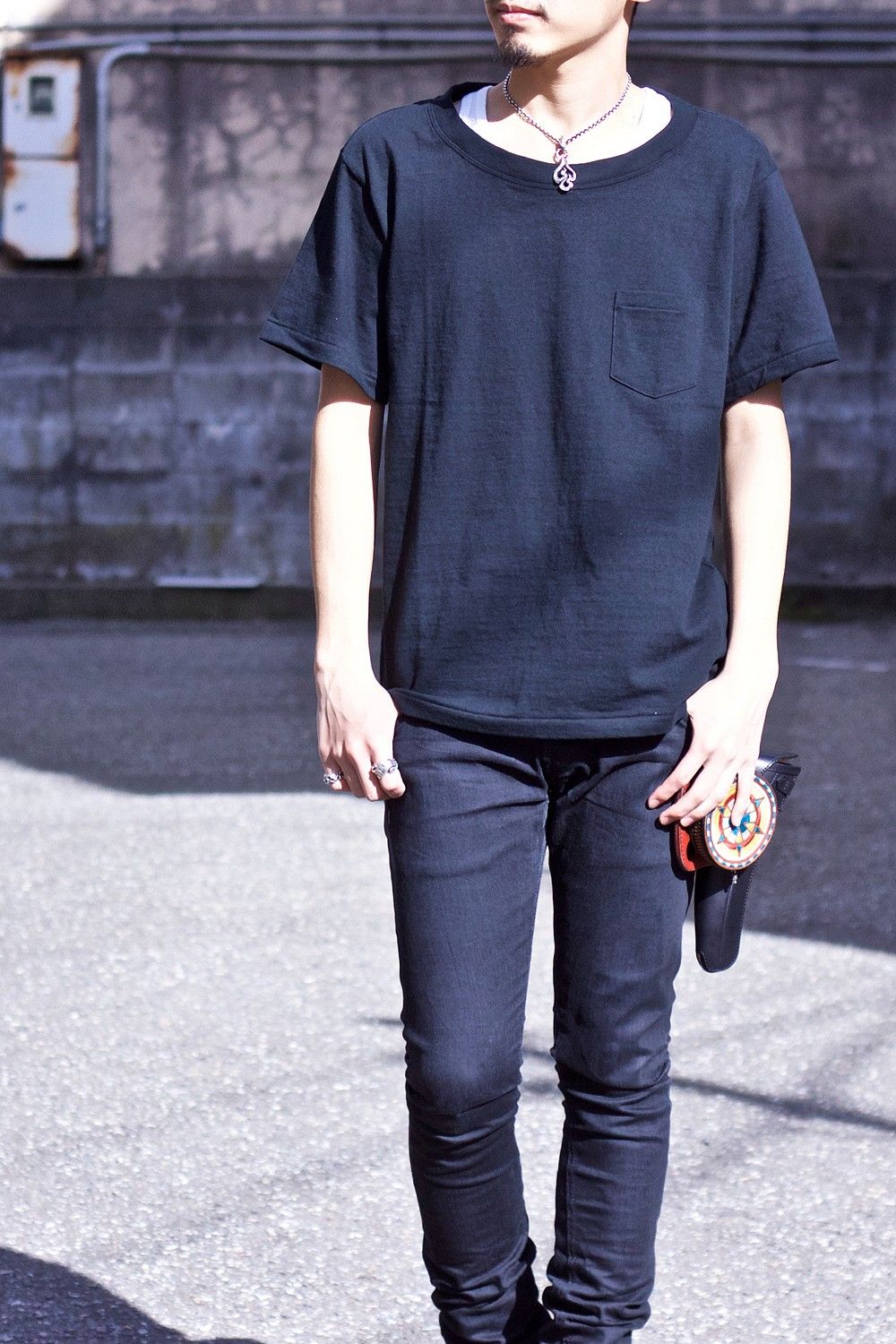 Layered neck Tee BLK×WHT