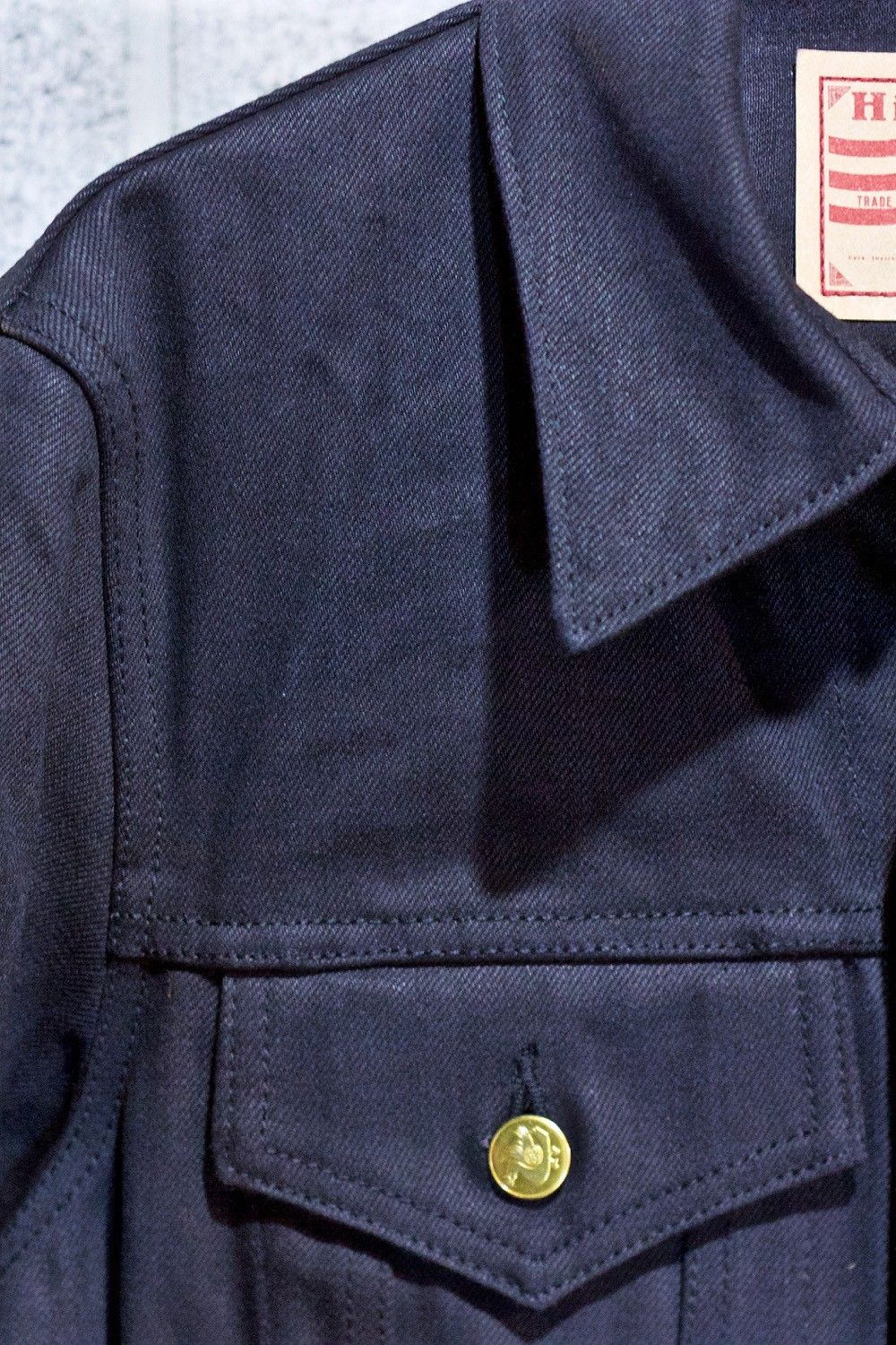 TRACKER JKT "BLACK"
