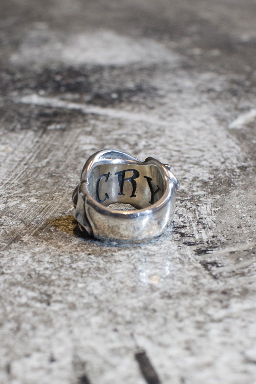 MESSAGE ON RIBON RING 『KISS』
