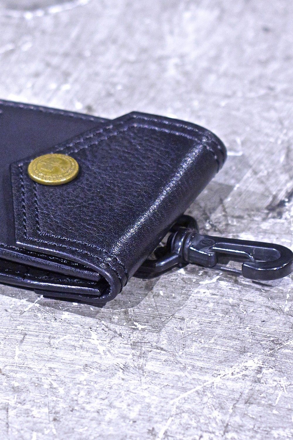 945-70TAC147-1 BLACK