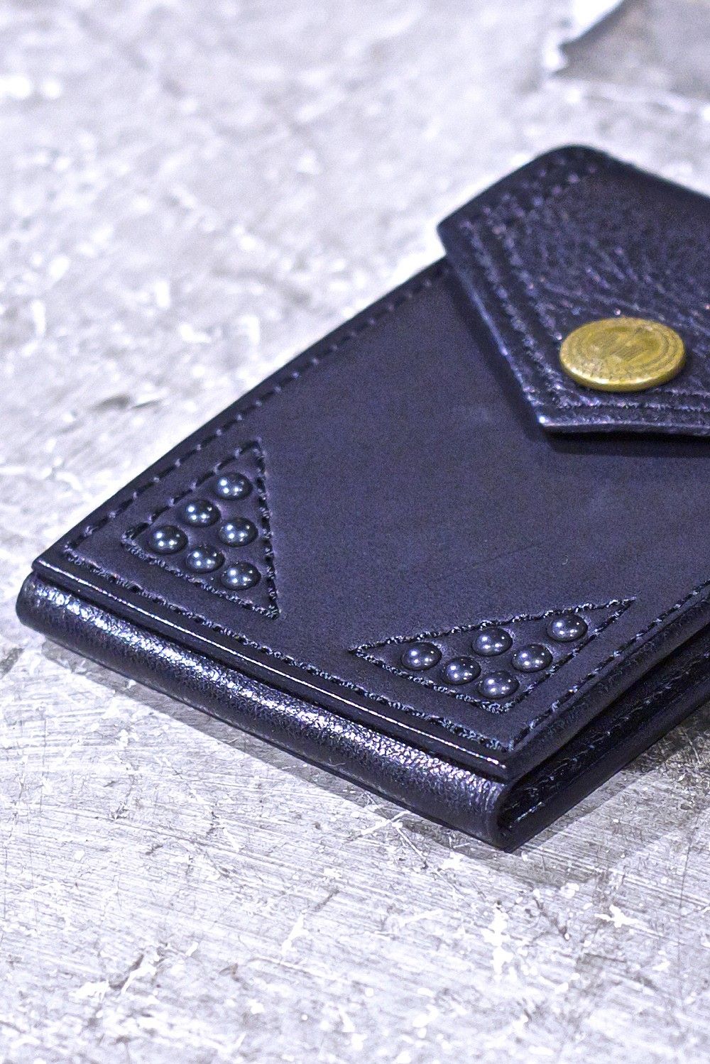 945-70TAC147-1 BLACK