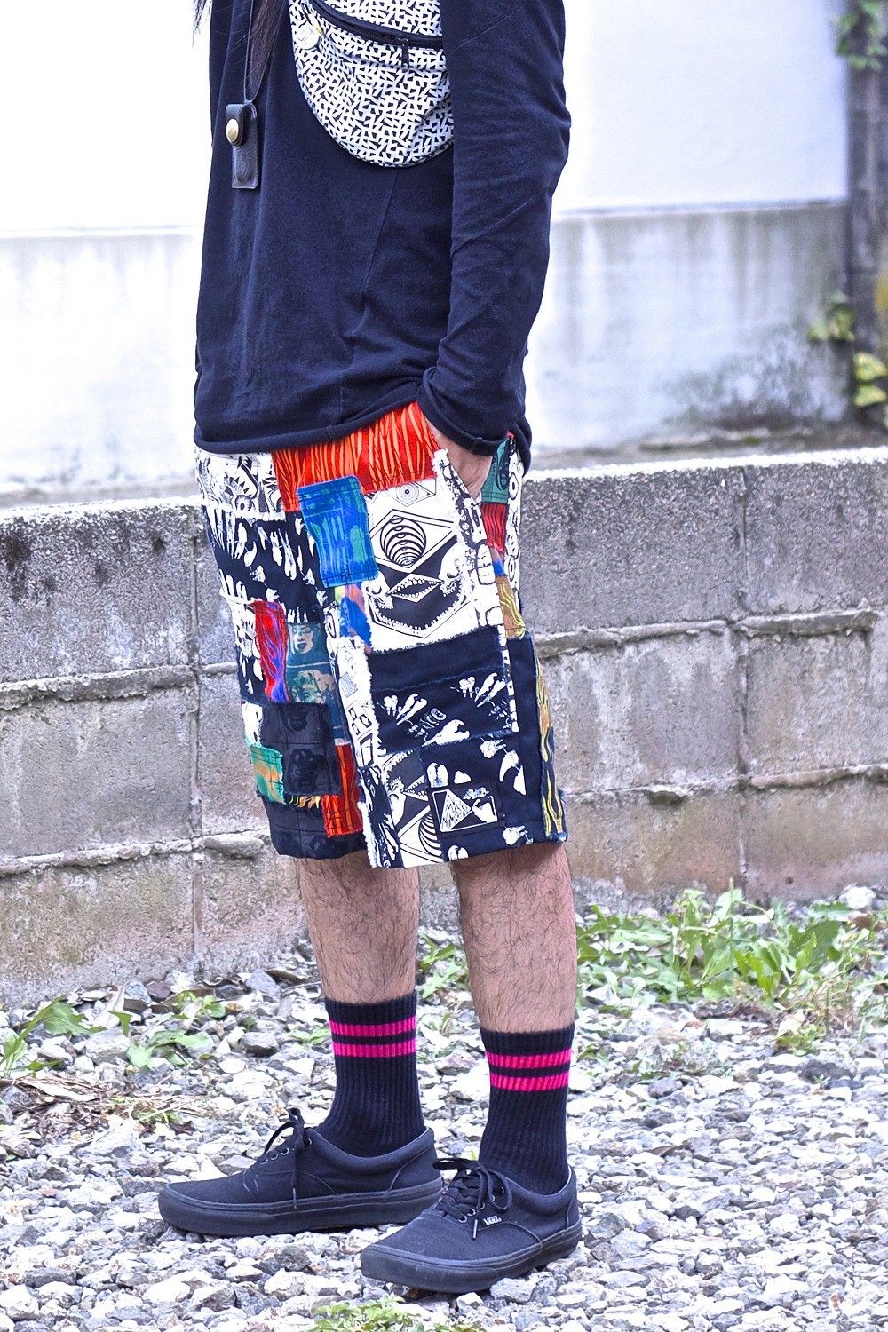 「NO MAD NUMSKULL」パッチワークショーツ 02