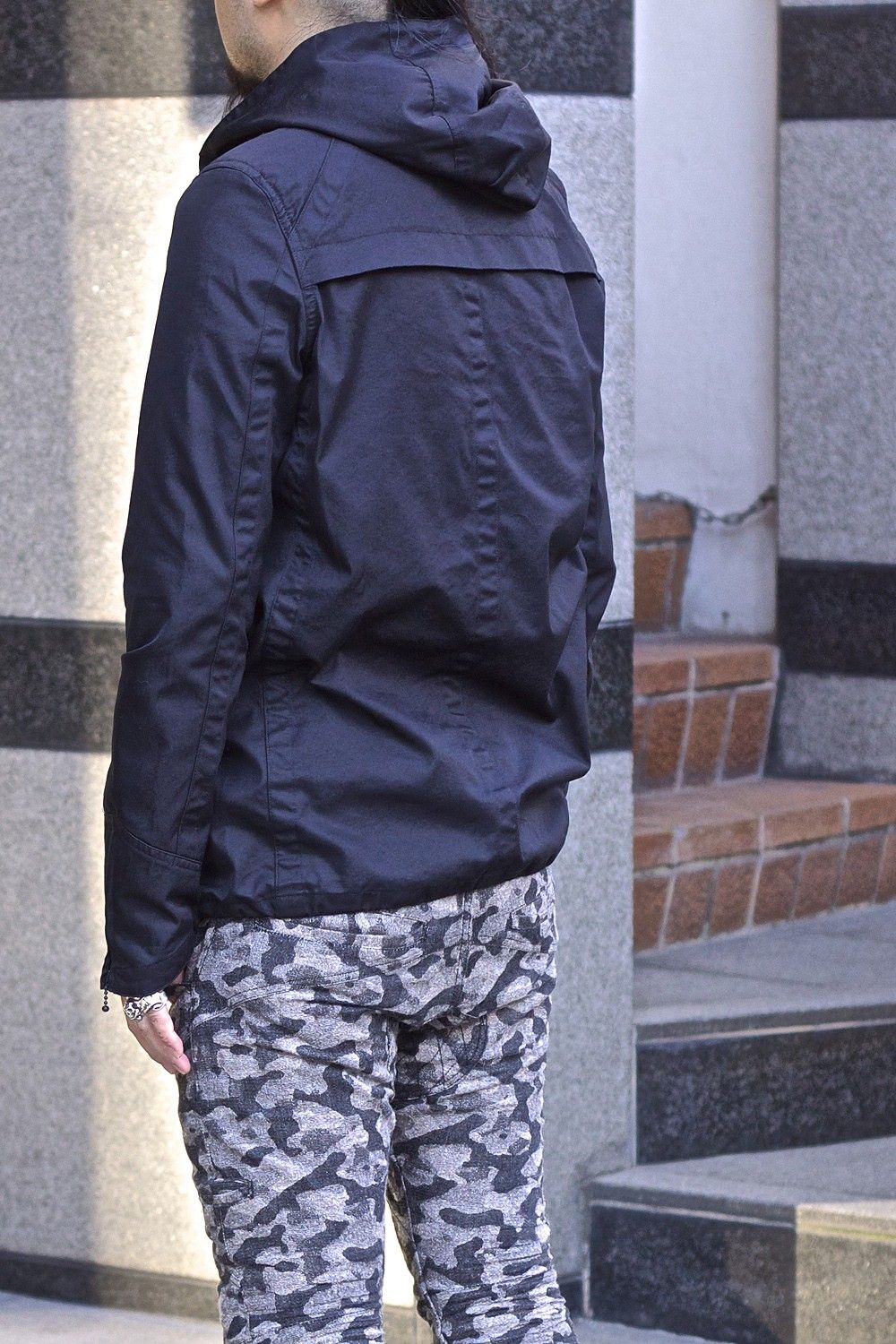 MOUNTAIN HOODY black