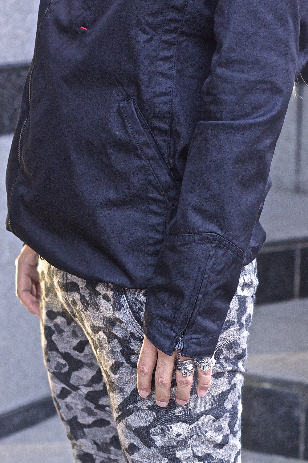 MOUNTAIN HOODY black