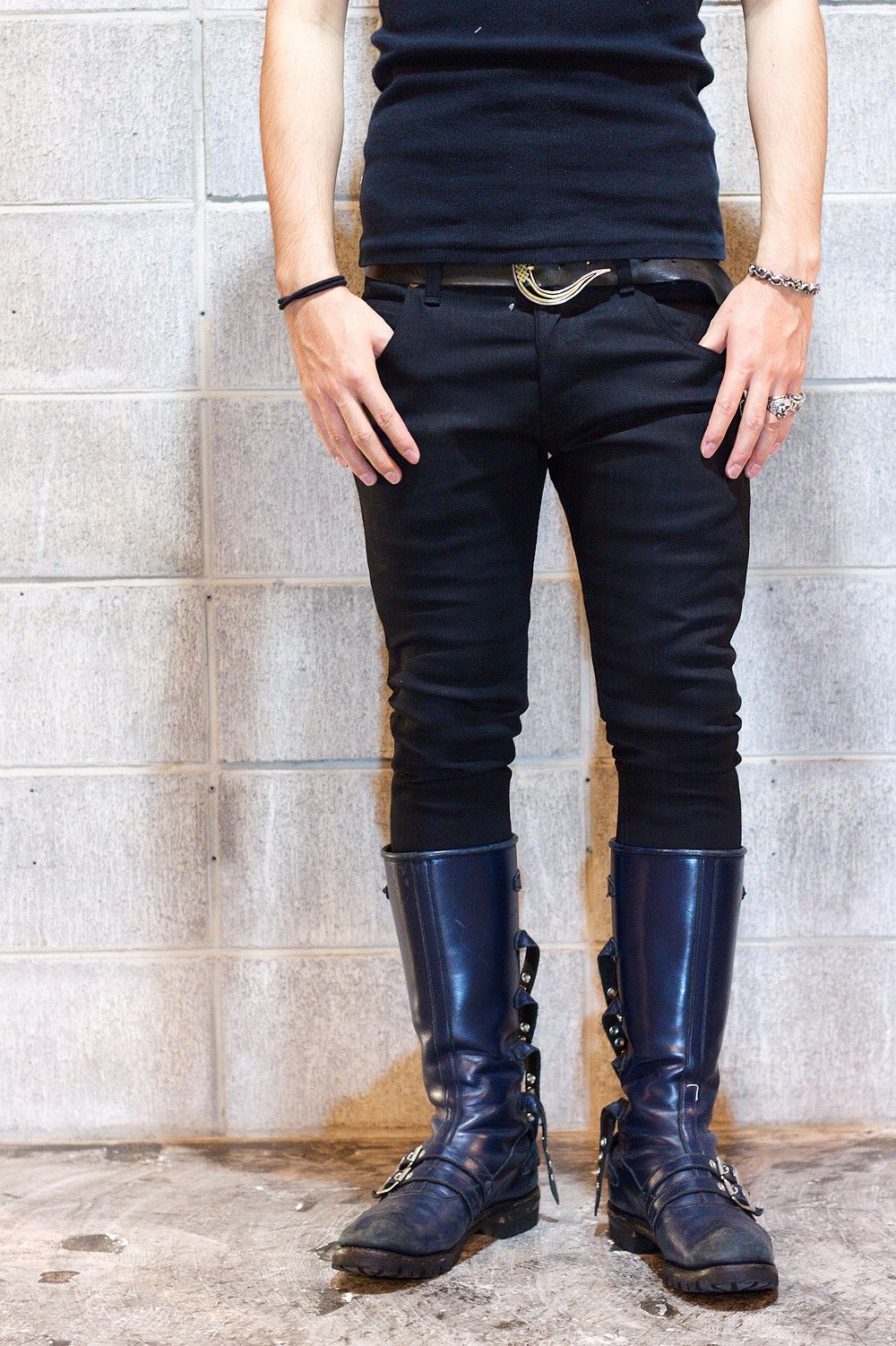 『TRIVE』BLACK RIGID SLIM DENIM PT
