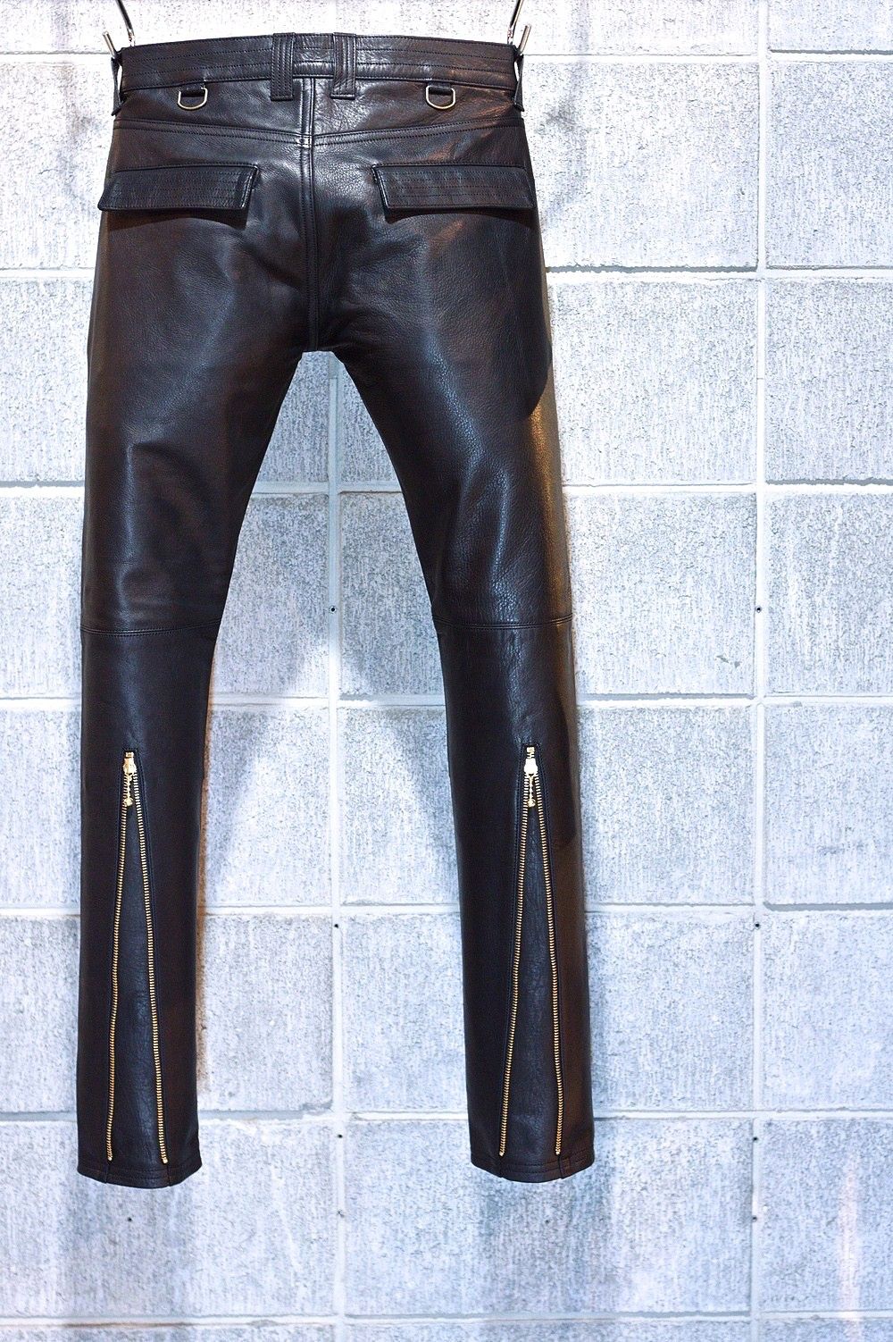 945-81GP20-5 / レザーパンツ (BLACK, WHITE)
