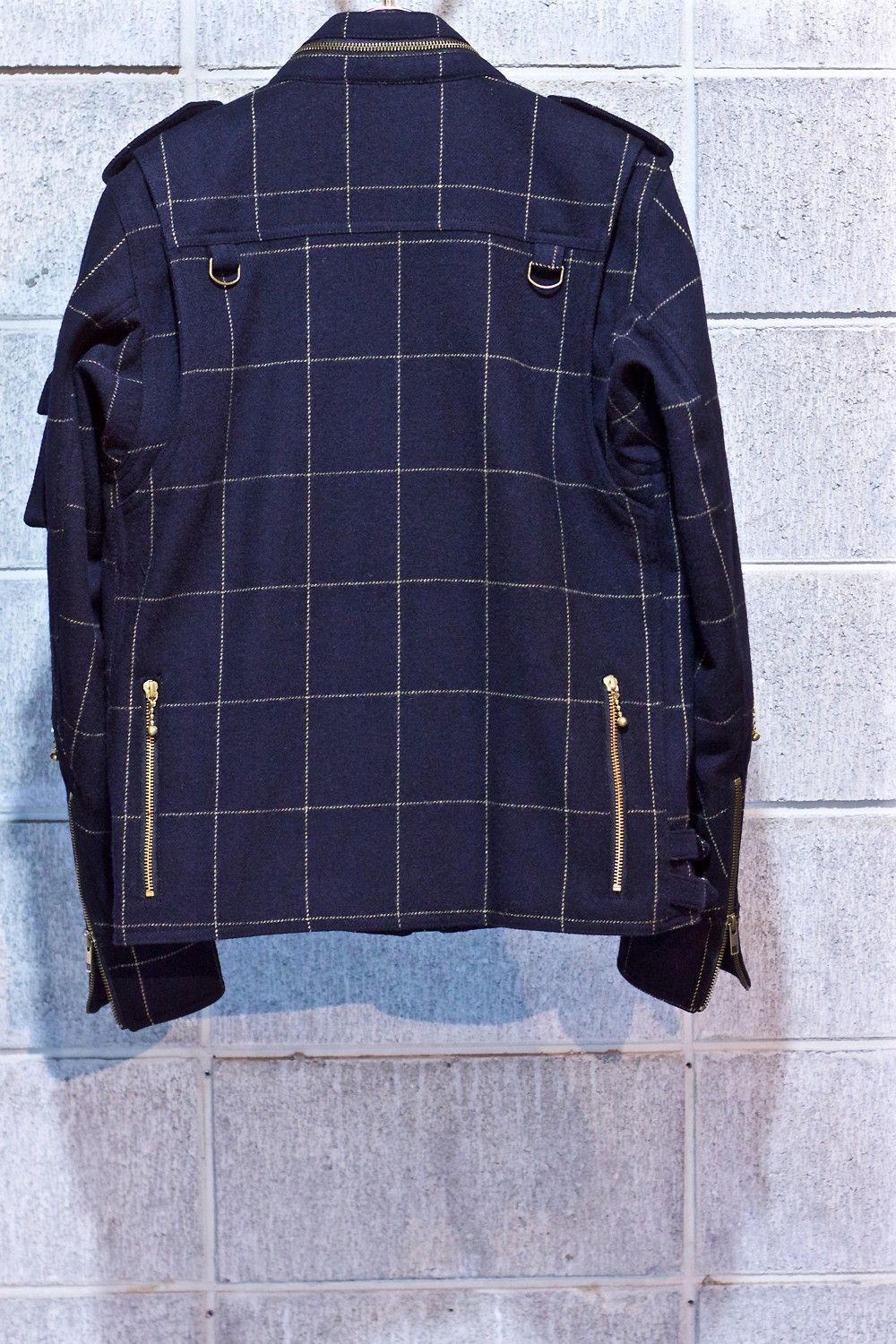 945-70TJ18-7 BLACK