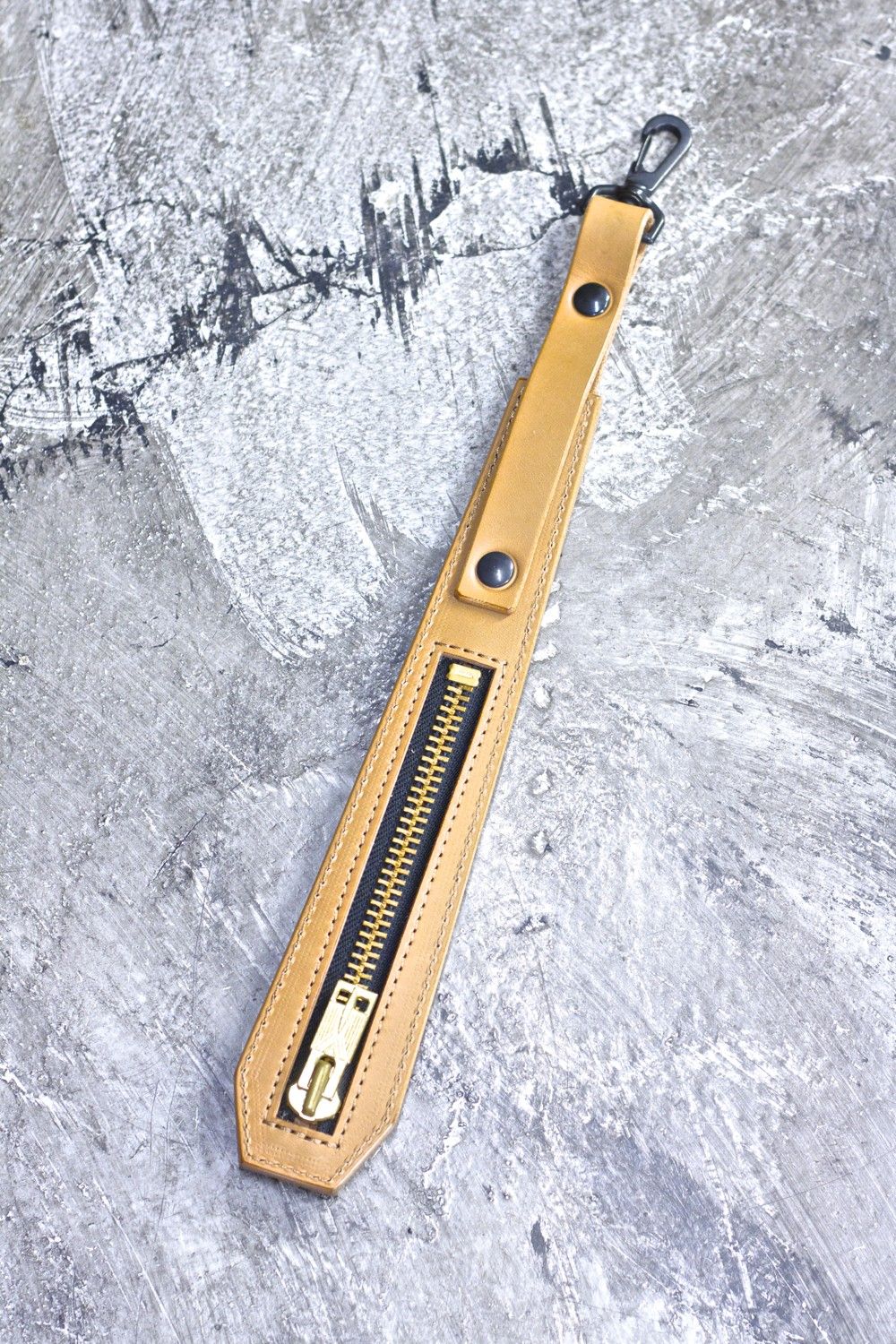 945-68TAC65-1 SAND