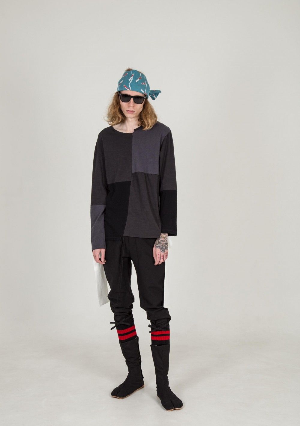 Grafting pullover L/S "BLACK"