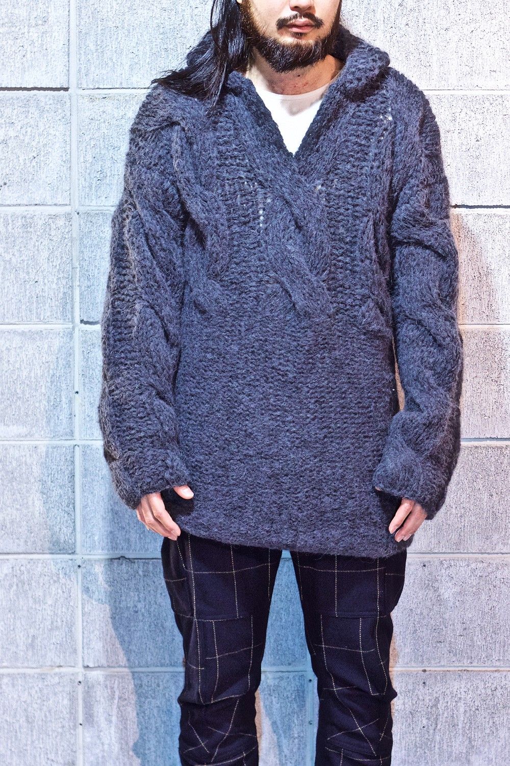 945-70TKN04-1 CHARCOAL