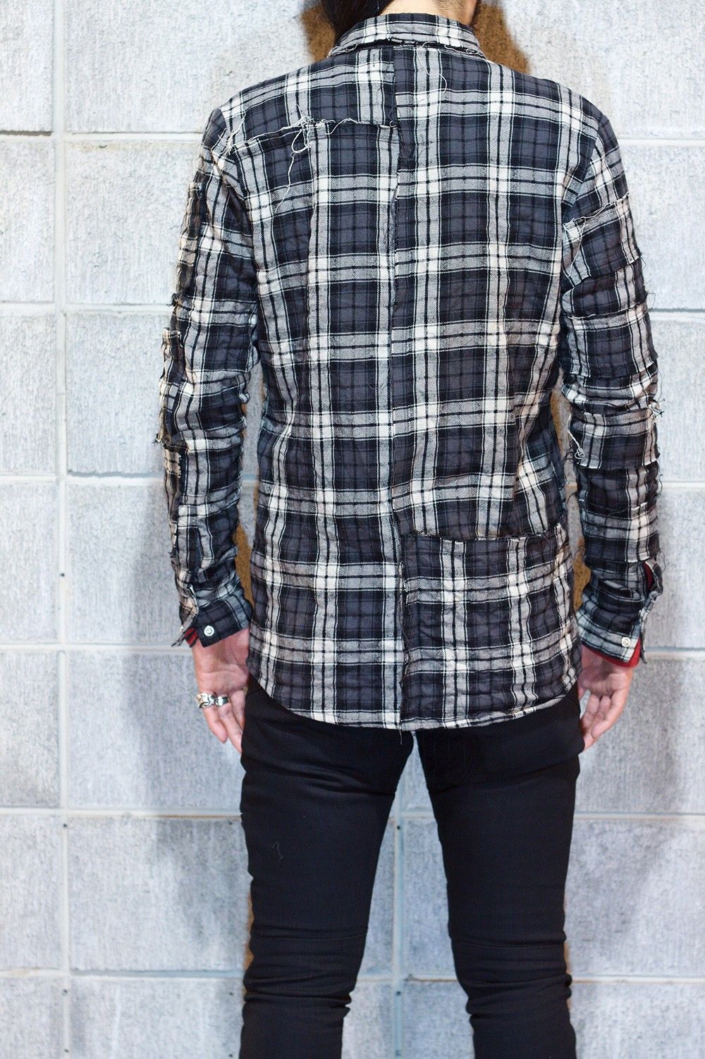 THE CHECK SHIRTS