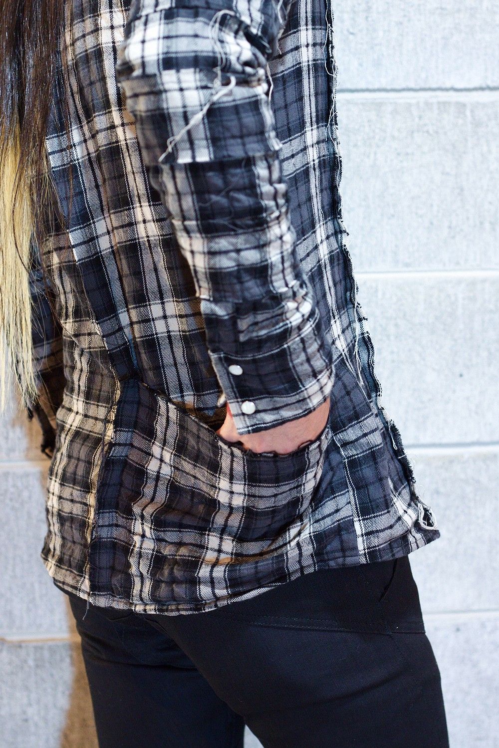 THE CHECK SHIRTS