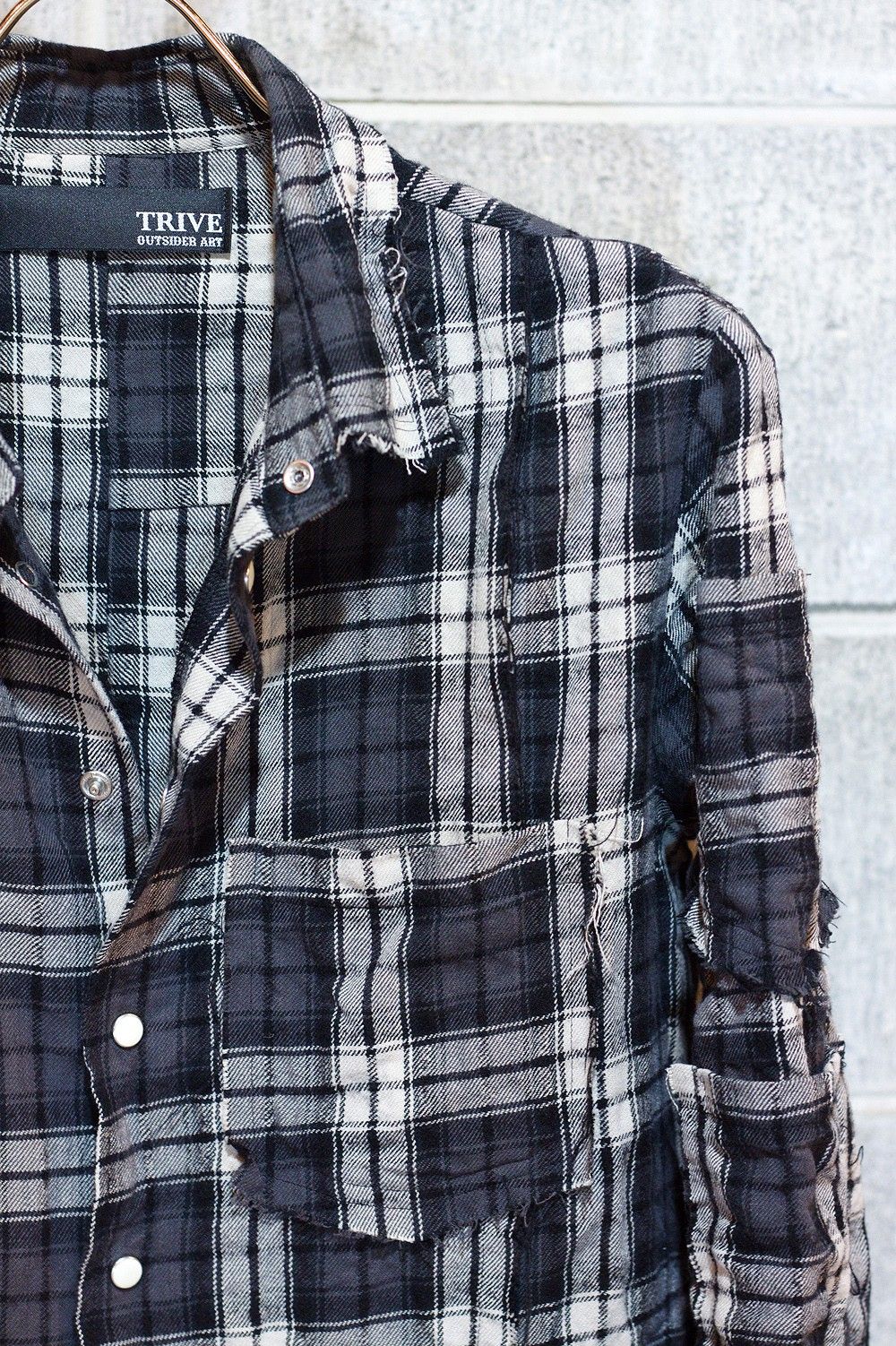 THE CHECK SHIRTS