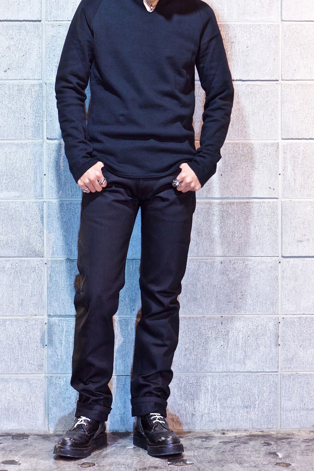 03 TAPERED BLACK