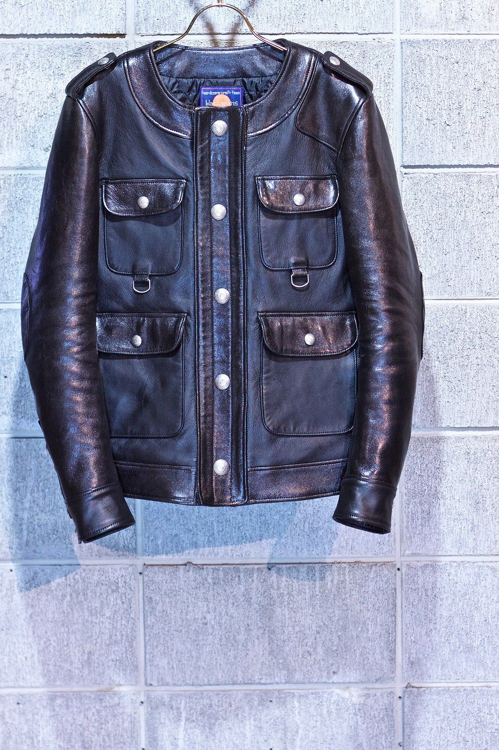 945-70TJ174-1 BLACK