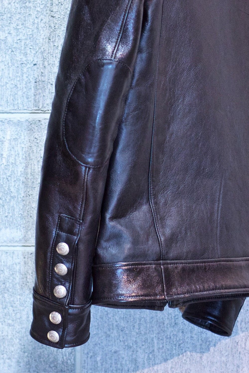 945-70TJ174-1 BLACK