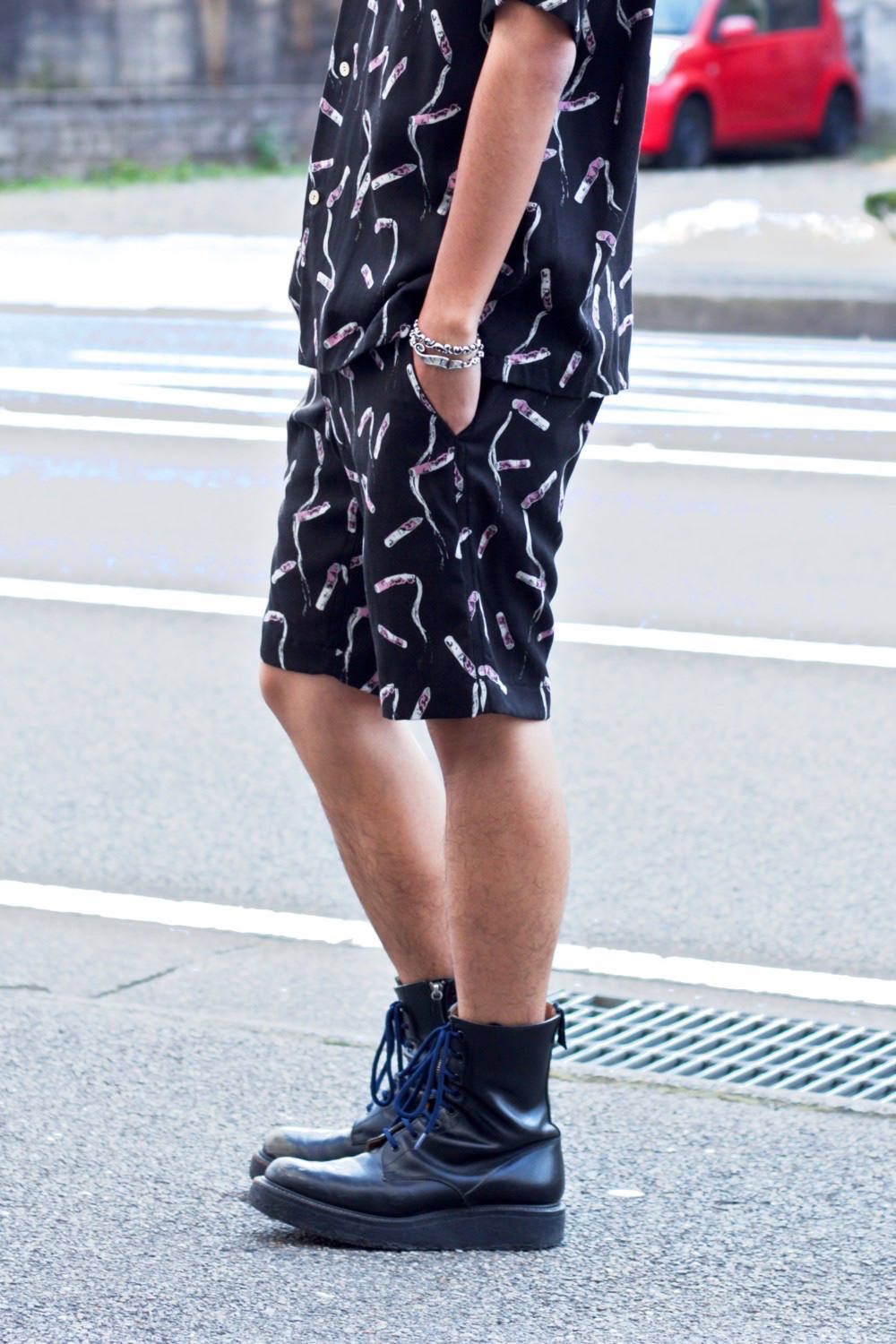 Cigarette end shorts "BLACK"