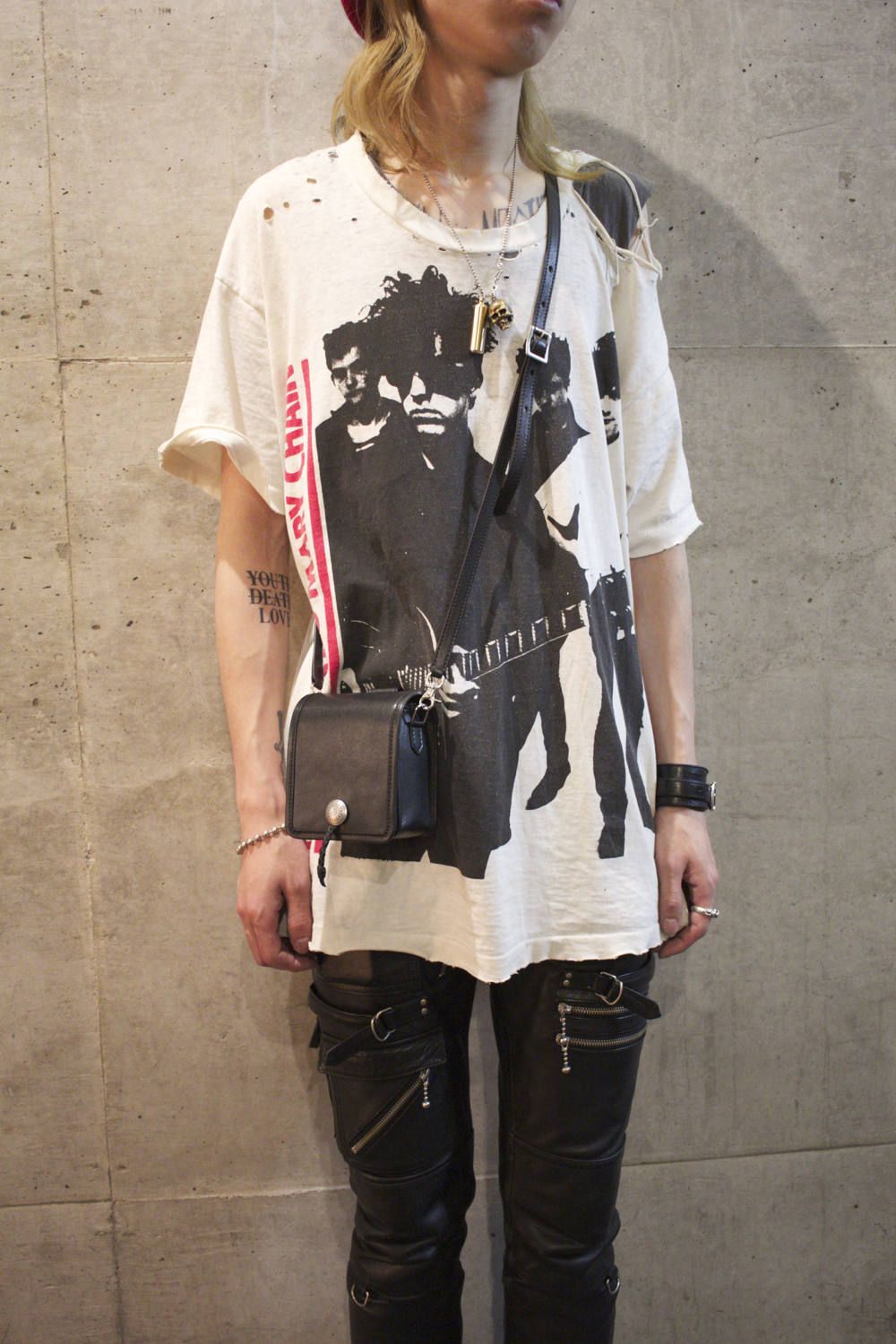 945-72TAC197-1 (BLACK)