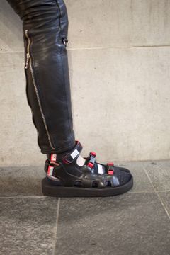 945-72TB07-1 (BLK×RED)