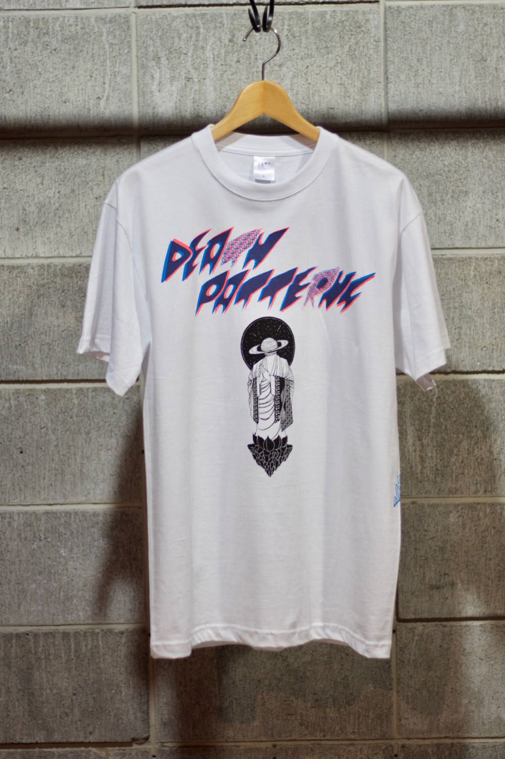 "DEATH PATTERNS" TEE 04