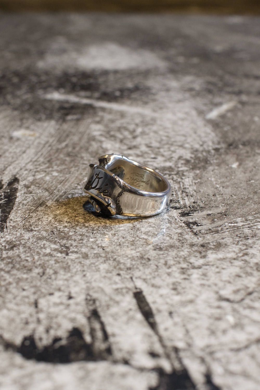 Message on Ribbon Ring Narrow