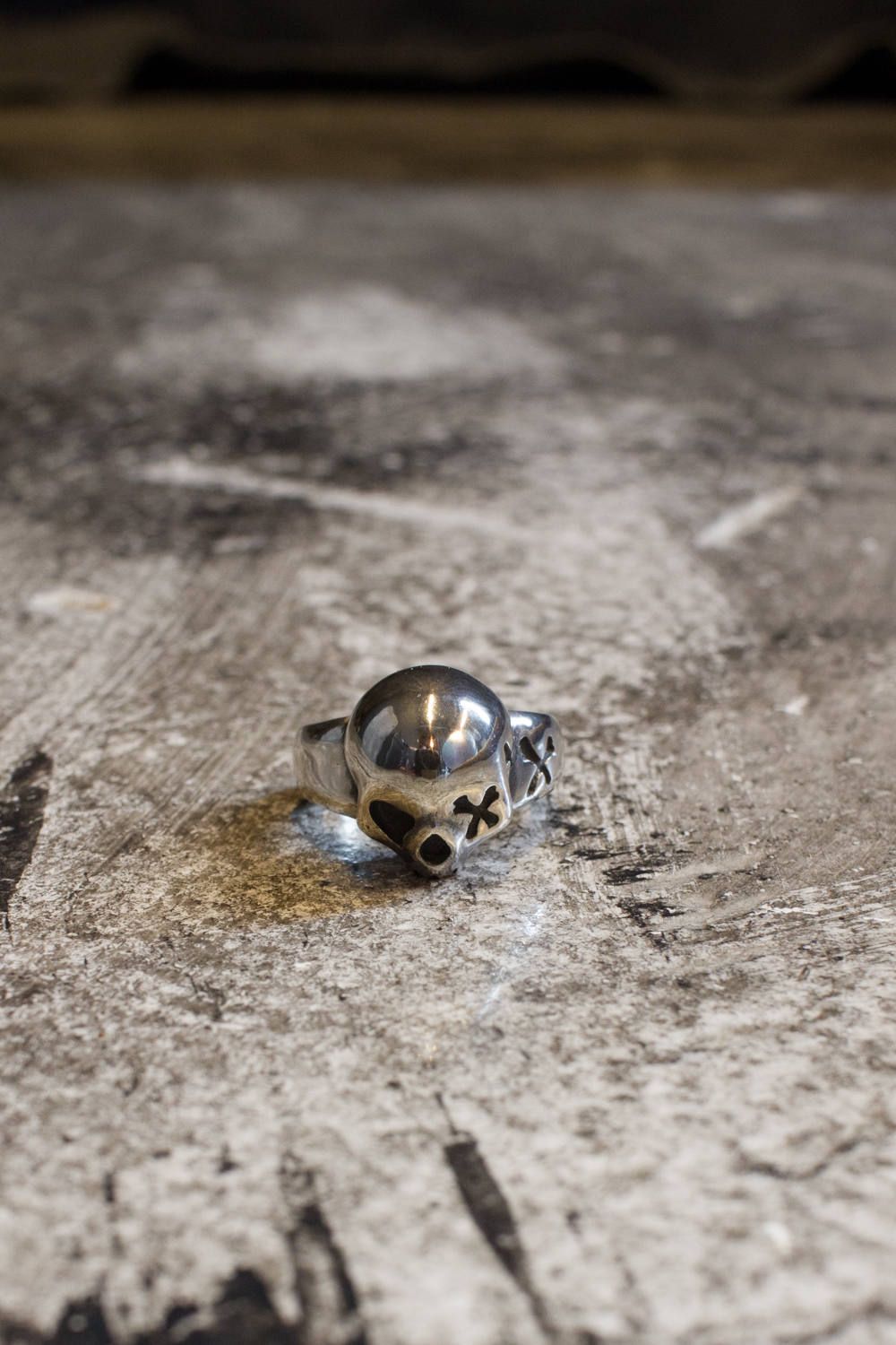 RAT RACE - L.K.C Skull Ring | HAZE