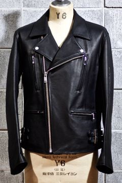 945-71TJ44-5 (BLACK/SILVER ZIP)