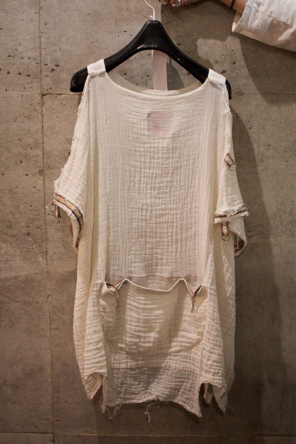945-73GS119-1 (OFF WHITE)