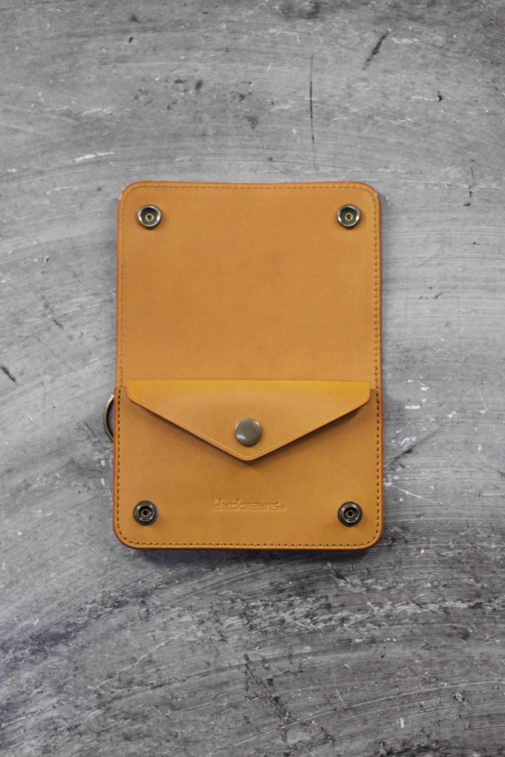 945-72GAC195-1(BLACK,RED,CAMEL)