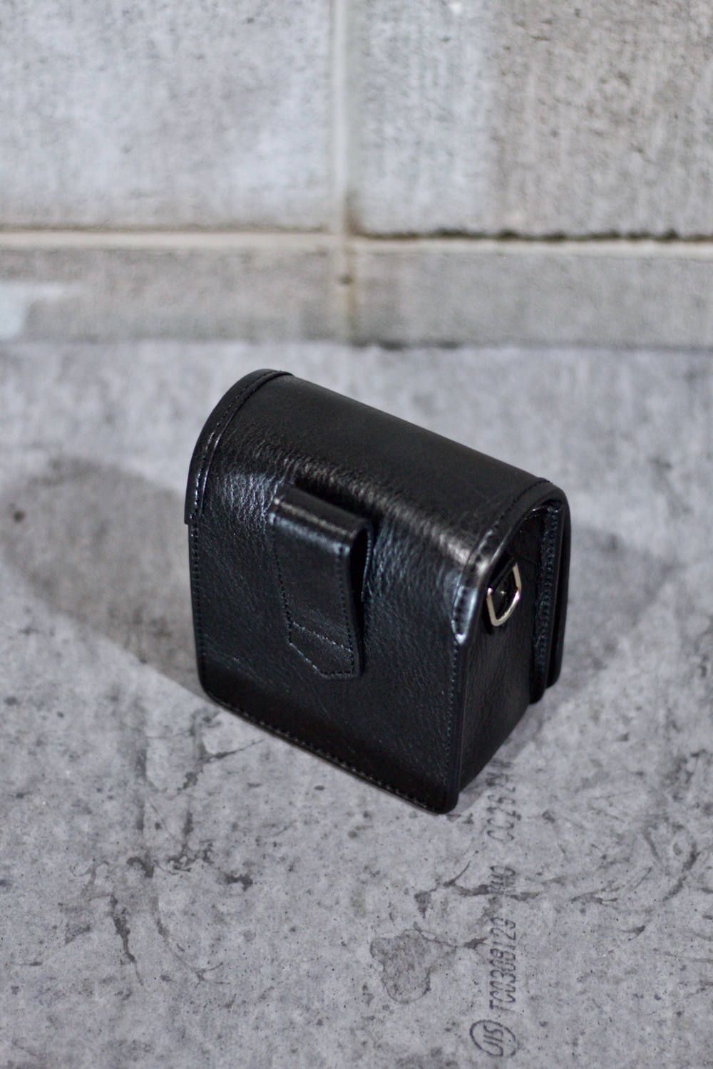 945-72TAC197-1 (BLACK)