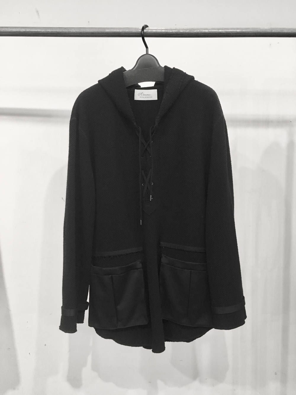 国内発送☆VETEMENTS☆SPLIT CUT-UP HOODIE/BLACK/KHAKI 6-1005195-2blk.jpg