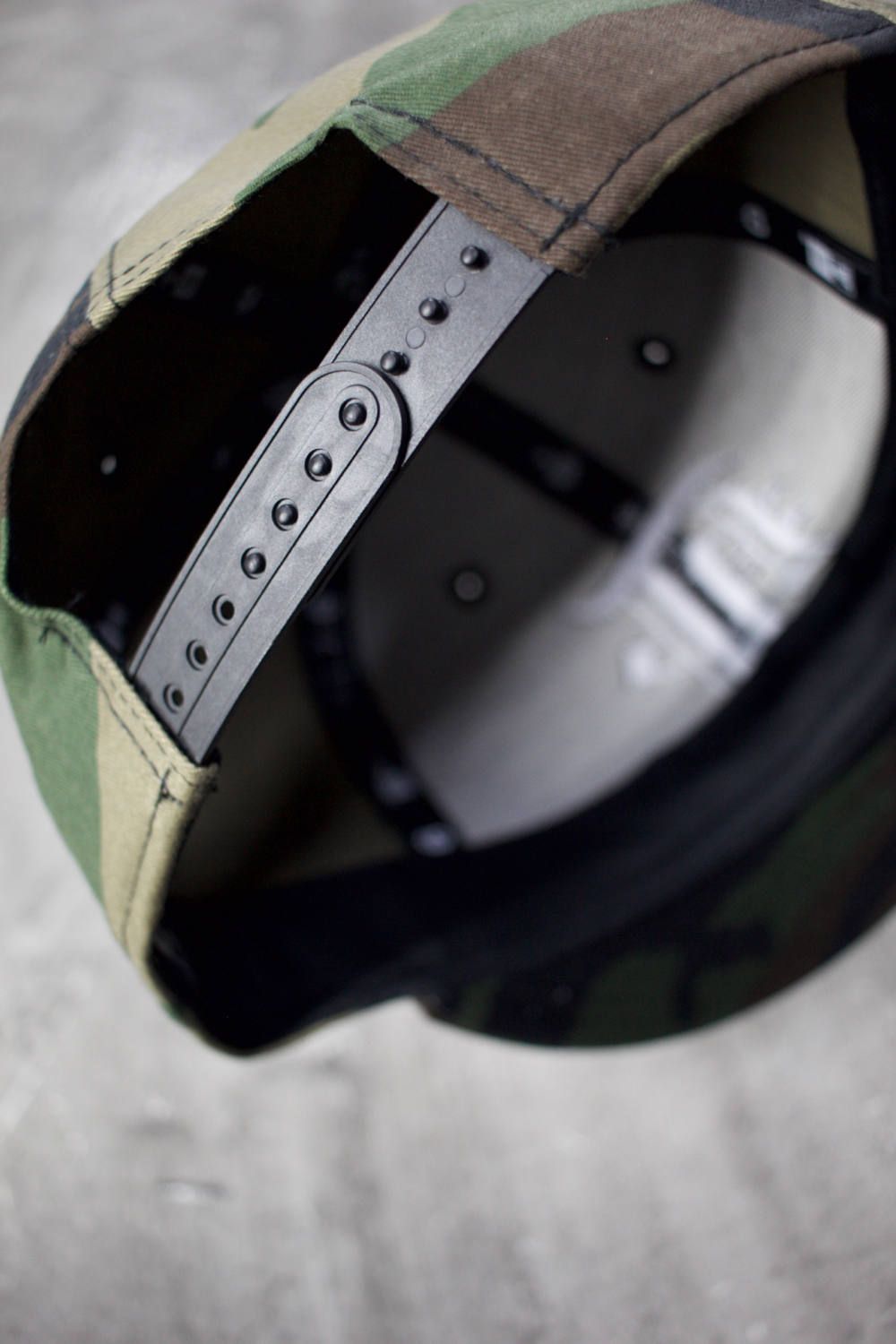 ”死”SNAP BACK 別注カモフラージュ