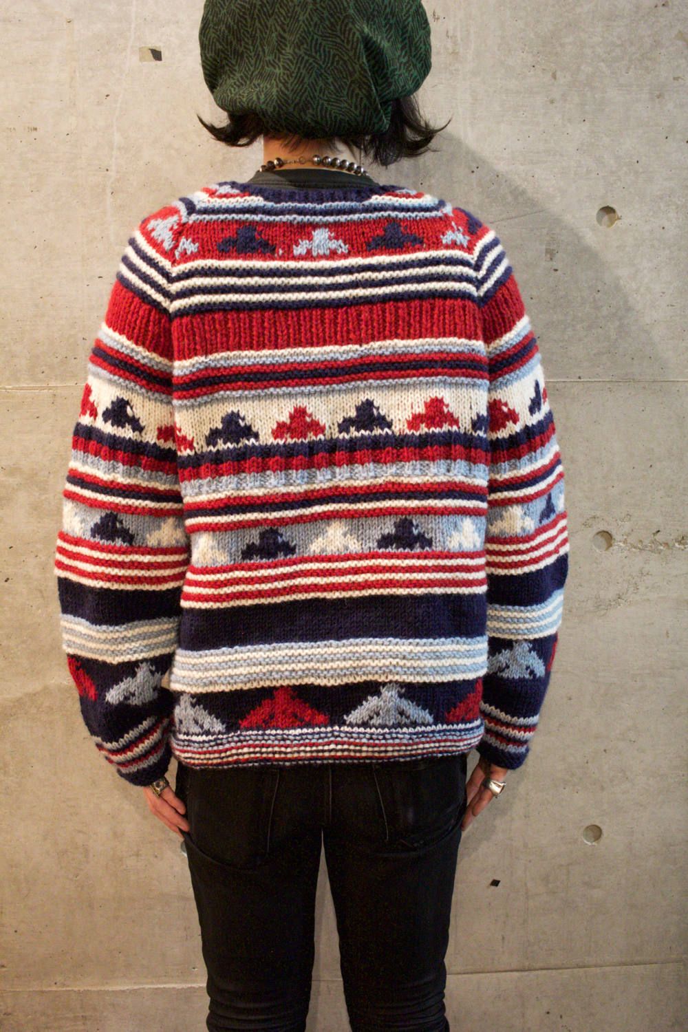 945-73TKN14-1 (BLACK,RED)