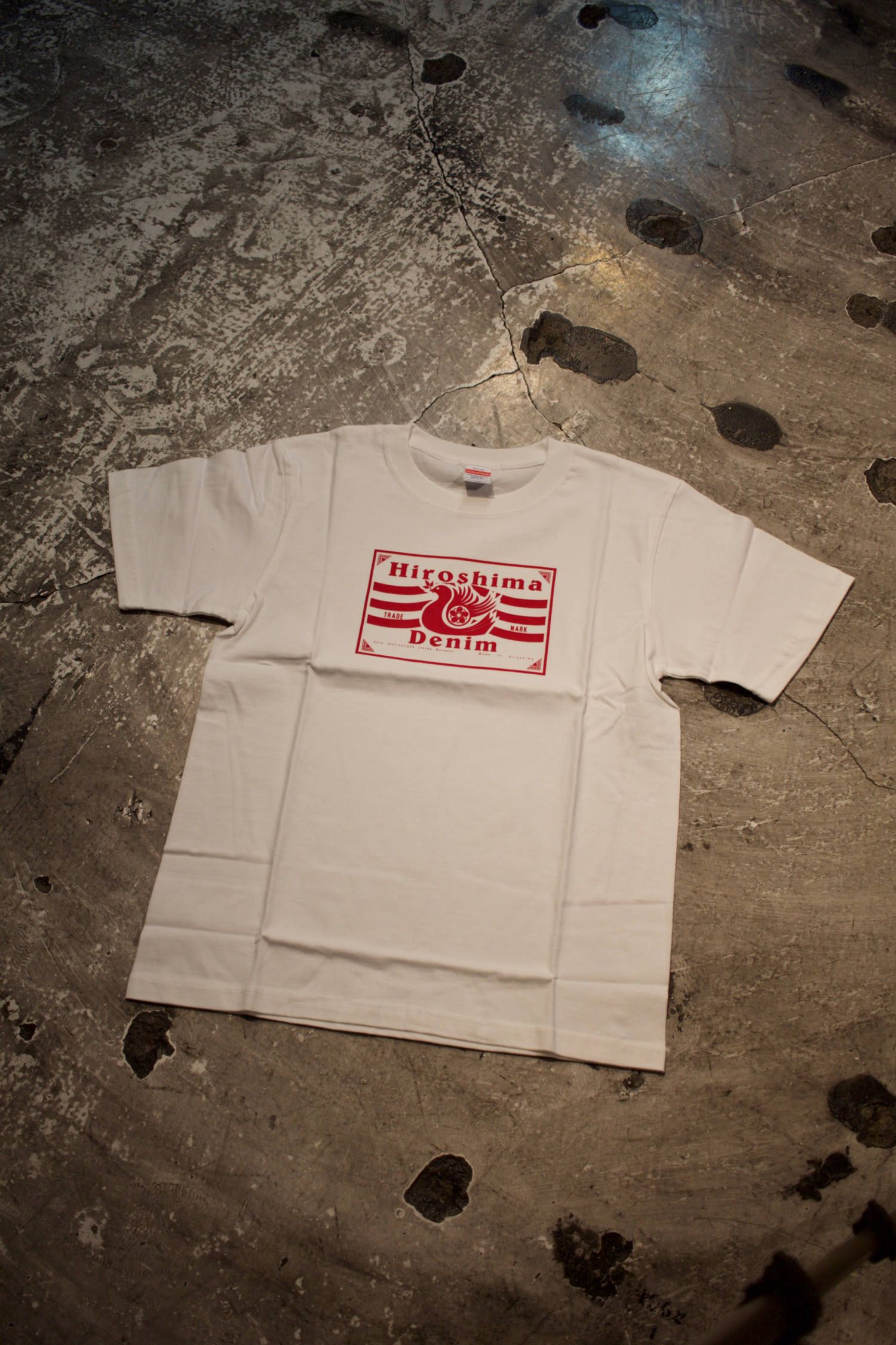 ロゴTEE (WHITE)