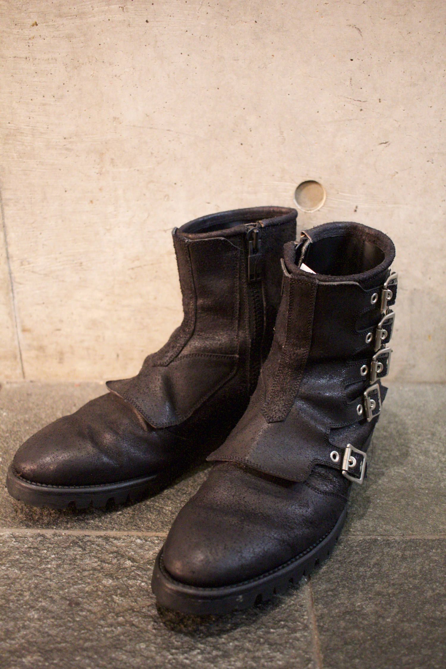 黒マン blackmeans - 945-74GB09-2 (BLACK SUEDE) | HAZE