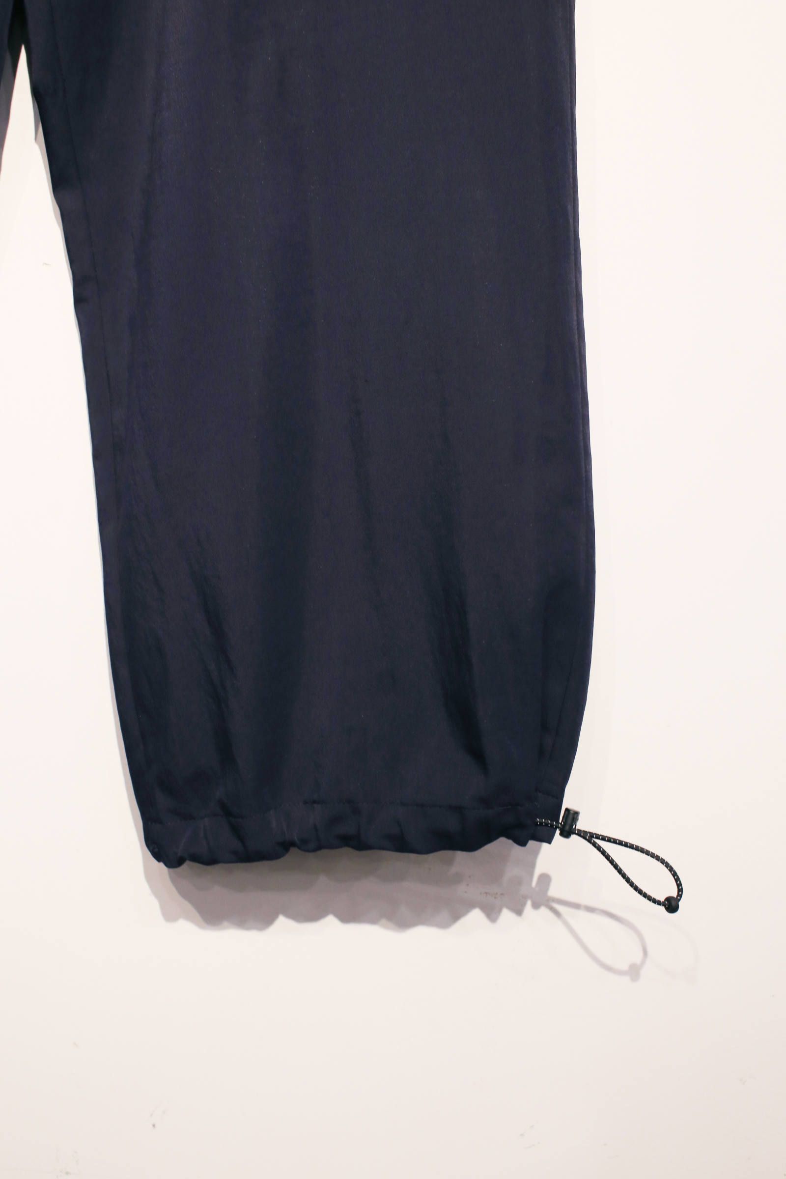 ADJUAT WIDE TROUSERS(BLACK)